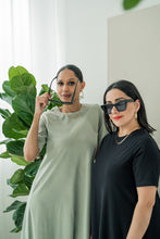 Lade das Bild in den Galerie-Viewer, MAXI DRESS - BLACK