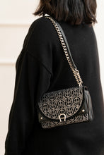 Lade das Bild in den Galerie-Viewer, CRYSTAL BAG