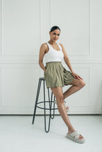 Lade das Bild in den Galerie-Viewer, SKORT - GRAU