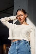 Lade das Bild in den Galerie-Viewer, CROPPED KNIT - GRAU