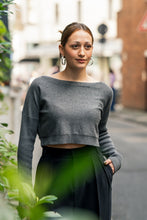 Lade das Bild in den Galerie-Viewer, CROPPED KNIT - CREME