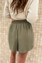 Lade das Bild in den Galerie-Viewer, SKORT - COGNAC