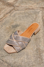 Lade das Bild in den Galerie-Viewer, SPARKLING SANDALE