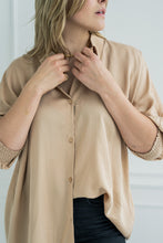Lade das Bild in den Galerie-Viewer, TUNIKA - BEIGE